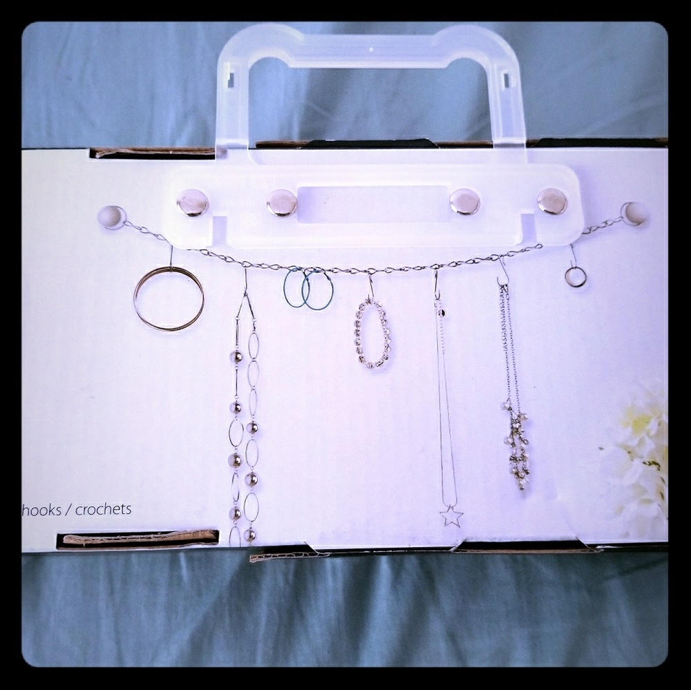 Chainlink Jewelry Storage